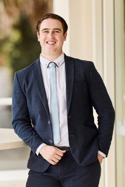 Joshua Cropped B&D (1)